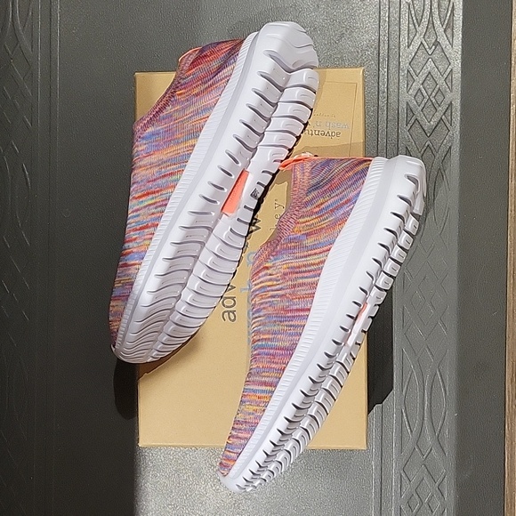 New in Box: Adventure Wash n Wear Slip ons by Copper Key - Picture 3 of 12